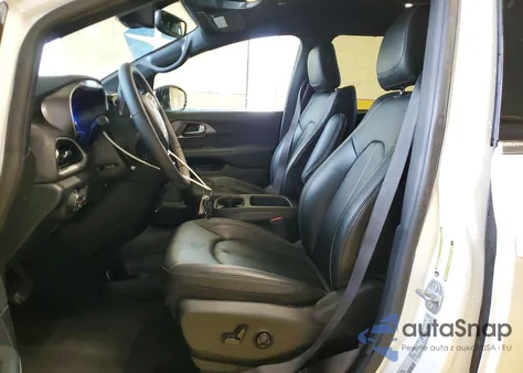 2025 Chrysler Pacifica Select z USA, uszkodzony, nr VIN 2C4RC1BG4SR502758